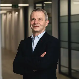  Bill Priestley